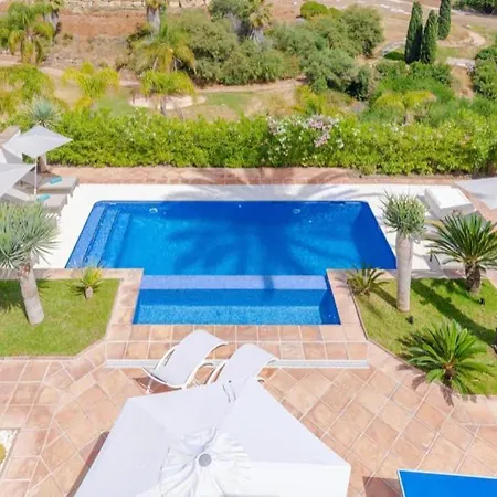 Luxury Merana